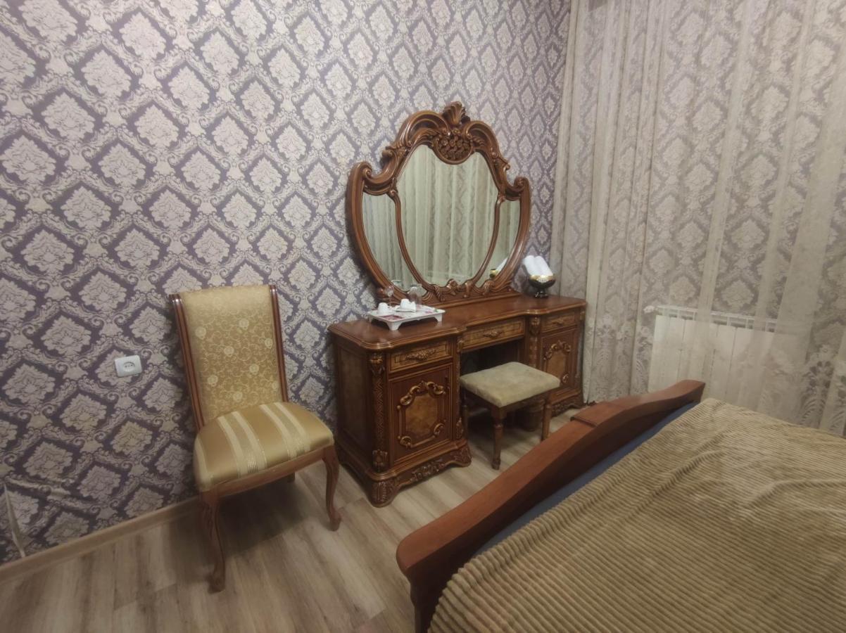 Ivan House Apartment Yerevan Bagian luar foto